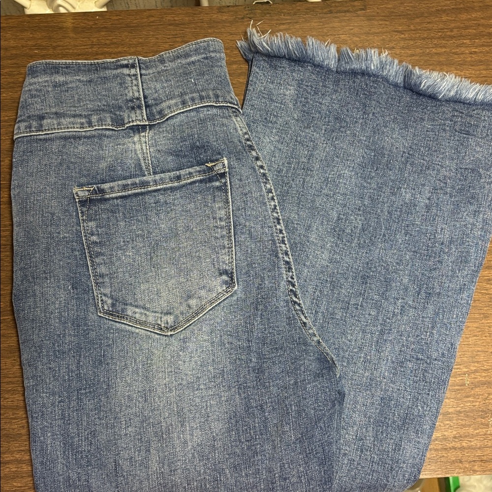 KanCan Miranda Distressed Ultra High Flare sz 28 - Picture 7 of 16
